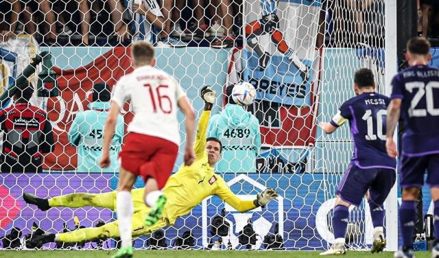 博鱼官网首页-圣什琴斯尼！波兰门神扑梅西点球，尤文大数据立功？